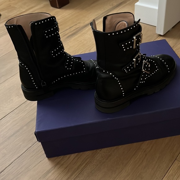 Stuart Weizmann Jesse Lift black leather boots. US women size 7; width Medium. - Picture 5 of 5